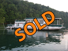 1979 Jamestowner 13 x 56 Steel Hull Houseboat For Sale on Norris Lake