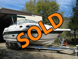 1996 Regal 258 Commodore Cabin Cruiser For Sale near Norris Lake TN