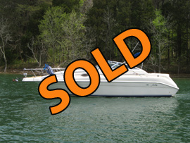 1997 SeaRay 250 Sundancer Cabin Cruiser For Sale on Norris Lake Tennessee near Knoxville TN