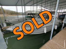 1999 Regal 292 Commodore Express Cruiser For Sale on Norris Lake Tennessee at Waterside Marina