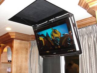 C:\Users\Brian\aYourNewBoat\Boat Show 09\2010 Show\Boat Show 2010 168.JPG