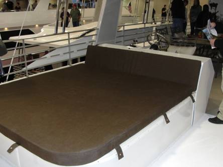 C:\Users\Brian\aYourNewBoat\Boat Show 09\2010 Show\Boat Show 2010 062.JPG