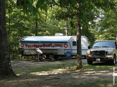 YourNewBoat.com was at the 2010 On Water Houseboat Expo on Lake Cumberland showcasing their inventory