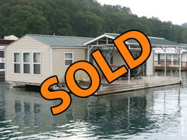 15 x 42 Floating House Approx 500sqft For Sale on Norris Lake TN