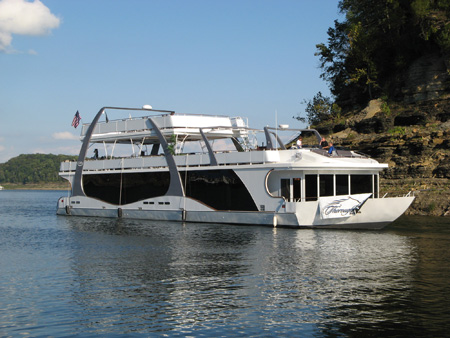 Thoroughbred at the On Water Expo